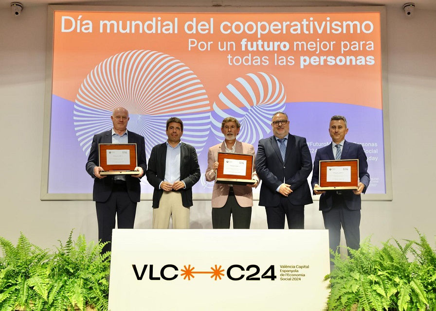 Més de 250 cooperativistes reivindiquen la seua contribució econòmica i social a la Comunitat Valenciana en el Dia Mundial del Cooperativisme