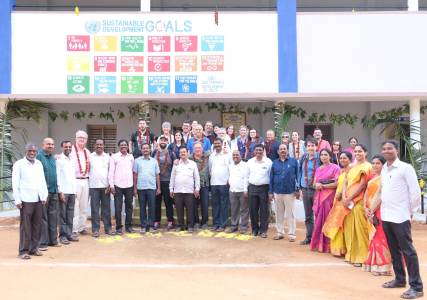 Cooperatives valencianes inauguren una escola a Anantapur (l’Índia) per a 367 joves