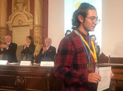 Un alumne del col·legi Santa Creu de Mislata guanya la 55a Olimpíada Matemàtica Espanyola