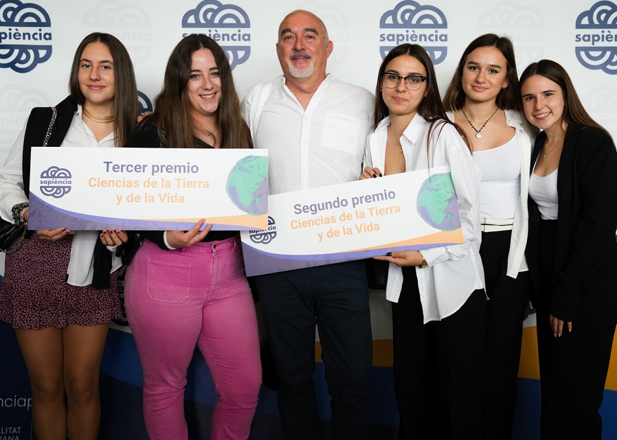 Dos premios Sapiència para Obispo Climent Coop V - Colegio Santa María de Vila-real
