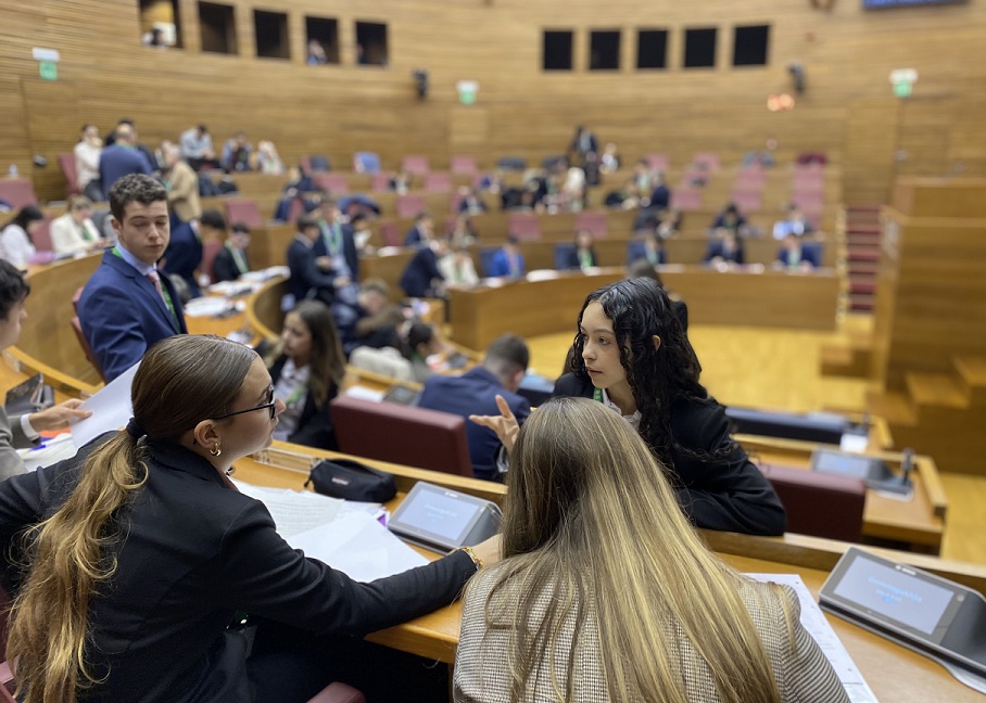 Les Corts Valencianes i l’Ajuntament de València acullen la VIII Sessió Autonòmica del Model de Parlament Europeu